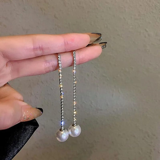 Yu Fashions Rhinestone Pearl Drop High Fashion Korean Earrings Pair