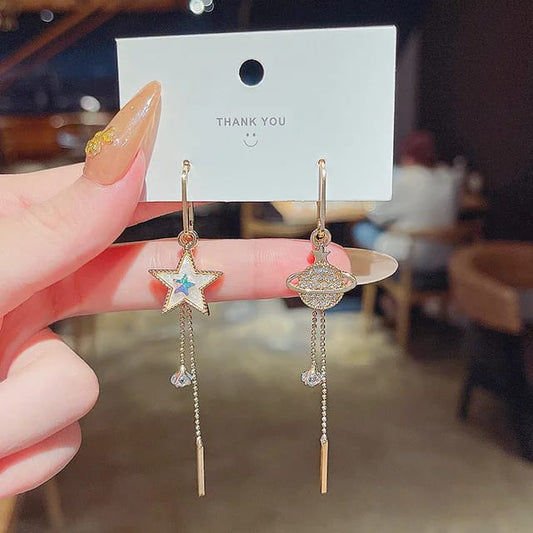 Yu Fashions Star Moon Globe Earth Asymmetrical High Fashion Korean Earrings Pair