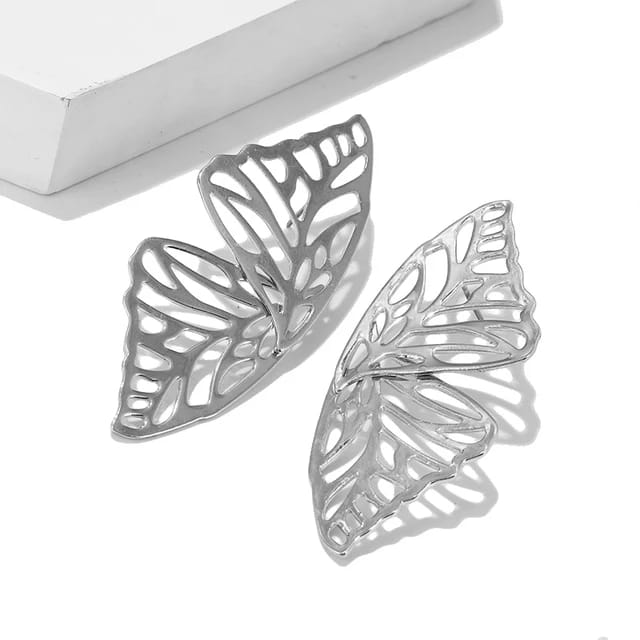 Yu Fashions Web Wing Butterfly Golden Korean earrings Pair