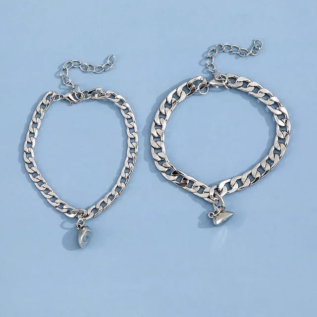 Yu Fashions Magnetic Couple Bracelets For Lover Men Women Love Chain Link Bangle Charm Bracelet