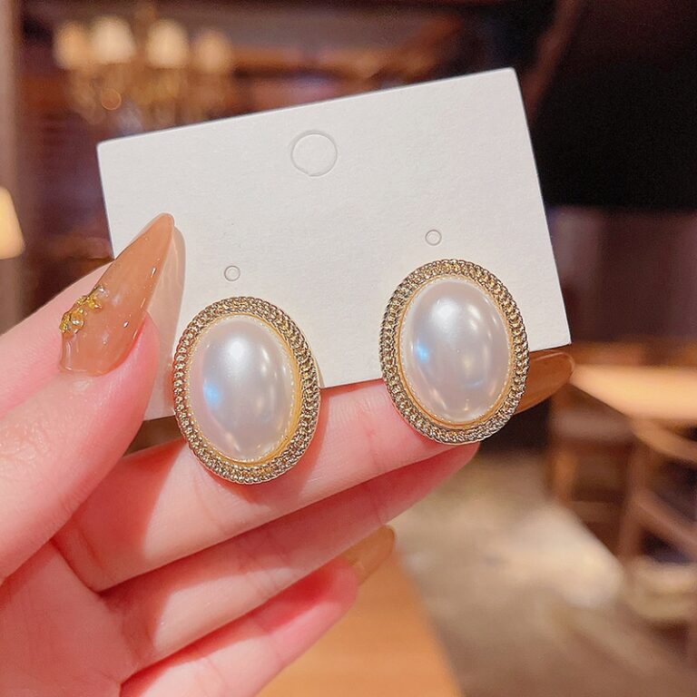 Yu Fashions Big Vintage Oval Shaped Pearl Korean Earrings Pair