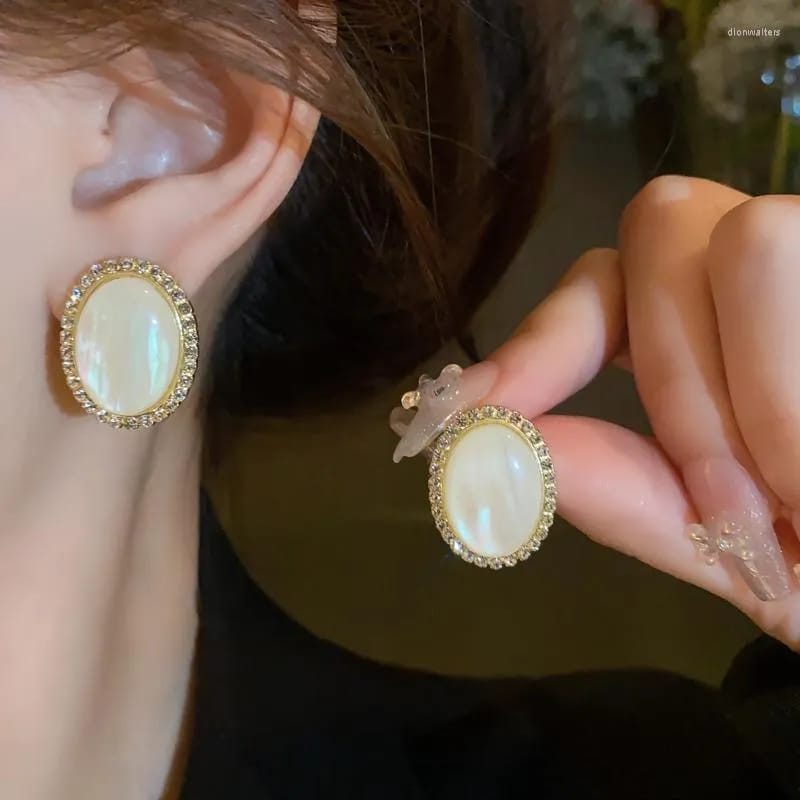 Yu Fashions Big Vintage Oval Shaped Pearl Korean Earrings Pair