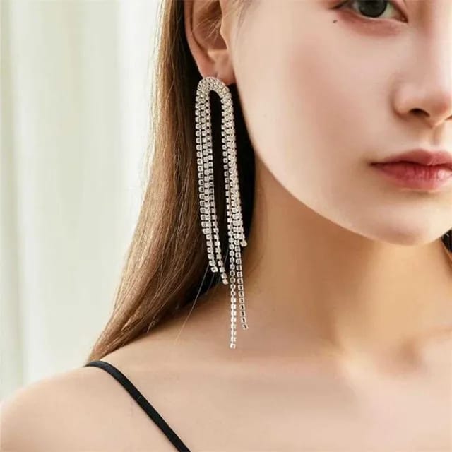 Yu Fashions High Fashion Trend Rhinestone Tassel Korean Earrings Pair