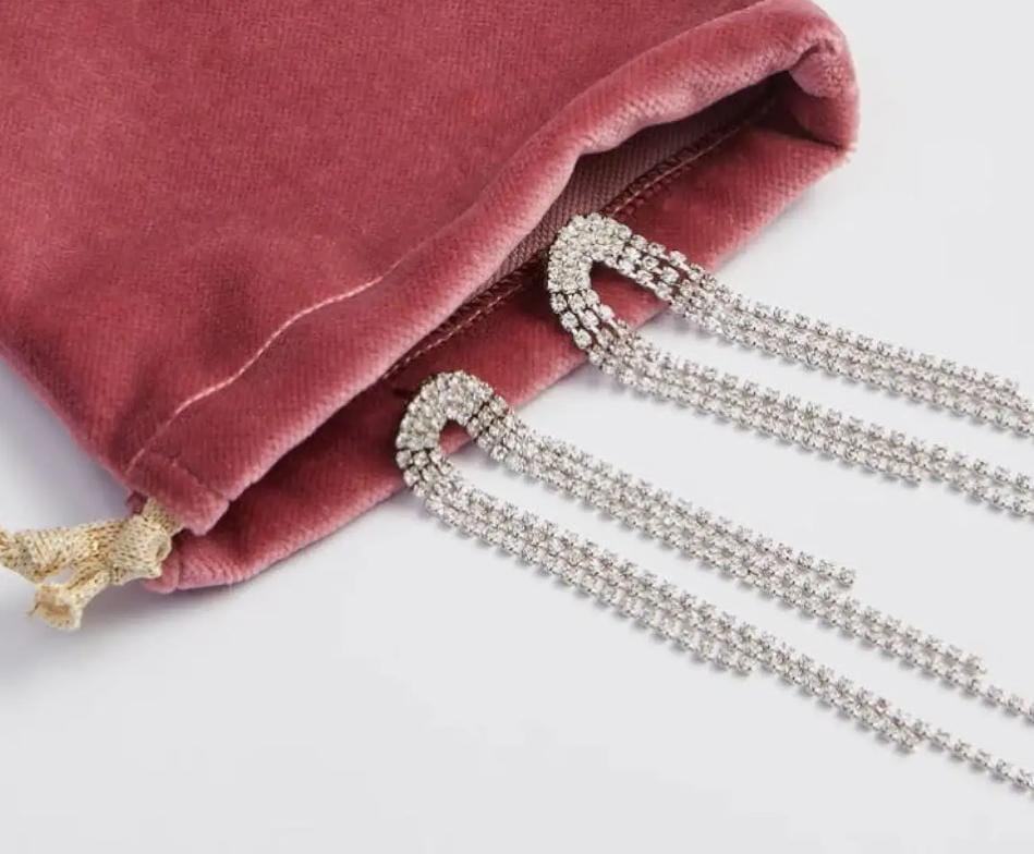 Yu Fashions High Fashion Trend Rhinestone Tassel Korean Earrings Pair