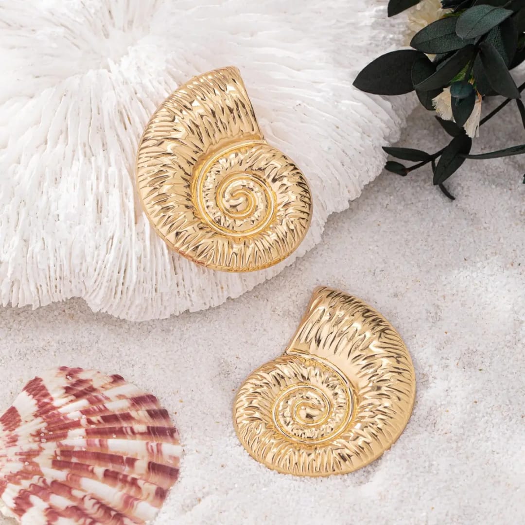 Yu Fashions Golden Ocean SeaShell Marine Beach Large Textured  Snail Geometric Korean Statement Earring