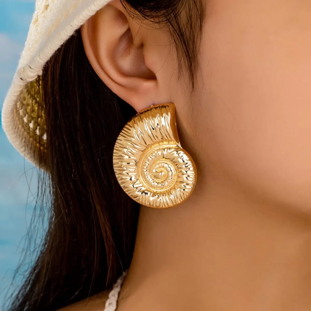 Yu Fashions Golden Ocean SeaShell Marine Beach Large Textured  Snail Geometric Korean Statement Earring