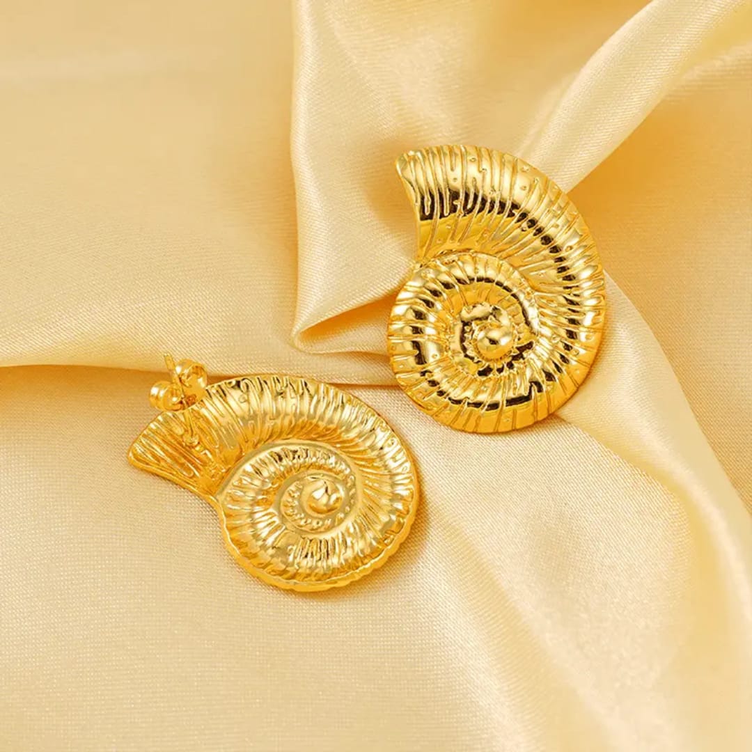 Yu Fashions Golden Ocean SeaShell Marine Beach Large Textured  Snail Geometric Korean Statement Earring