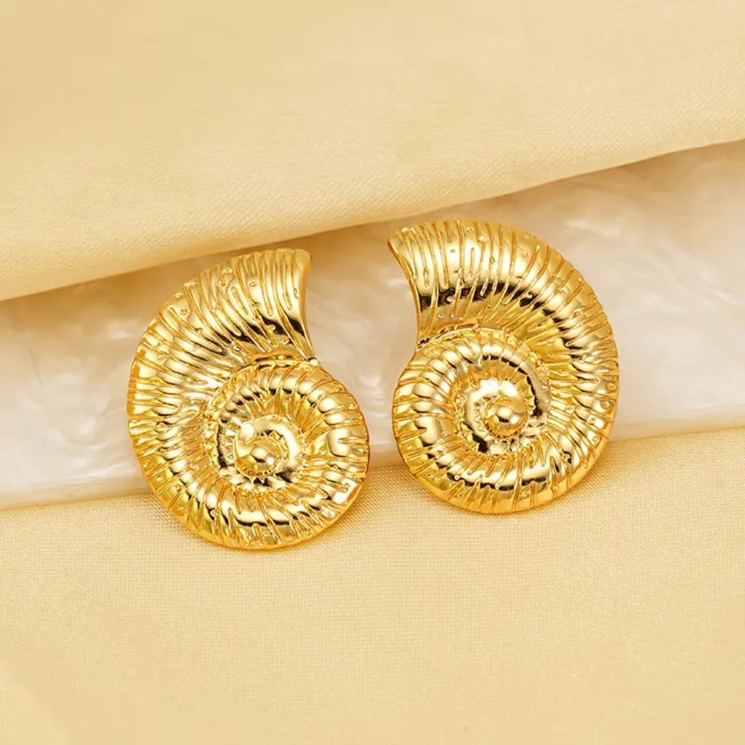 Yu Fashions Golden Ocean SeaShell Marine Beach Large Textured  Snail Geometric Korean Statement Earring