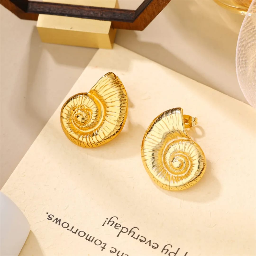 Yu Fashions Golden Ocean SeaShell Marine Beach Large Textured  Snail Geometric Korean Statement Earring