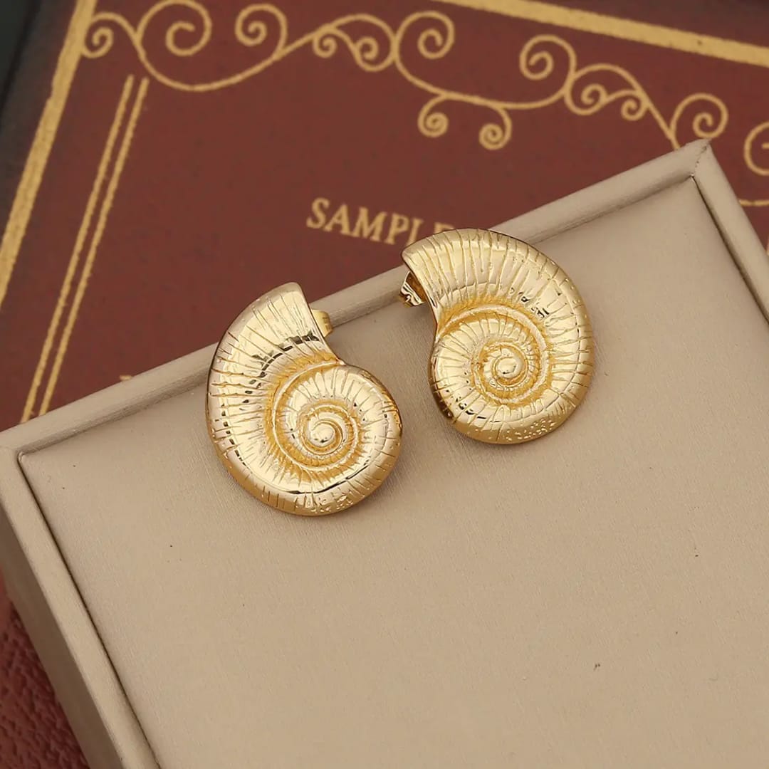 Yu Fashions Golden Ocean SeaShell Marine Beach Large Textured  Snail Geometric Korean Statement Earring