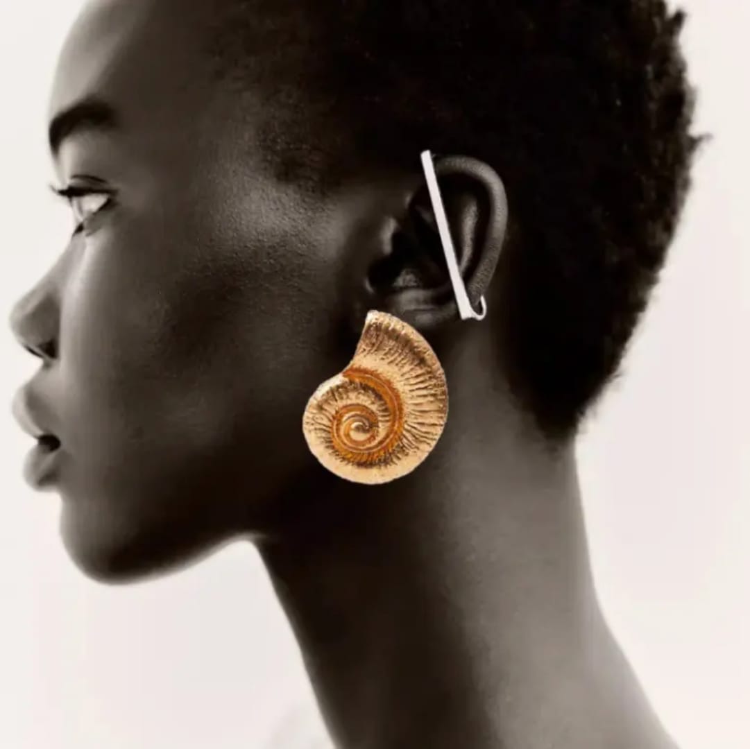 Yu Fashions Golden Ocean SeaShell Marine Beach Large Textured  Snail Geometric Korean Statement Earring
