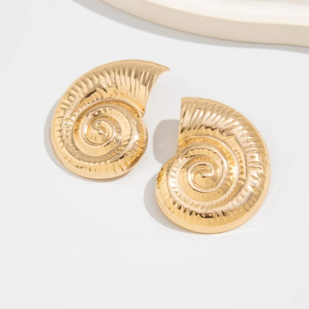 Yu Fashions Golden Ocean SeaShell Marine Beach Large Textured  Snail Geometric Korean Statement Earring
