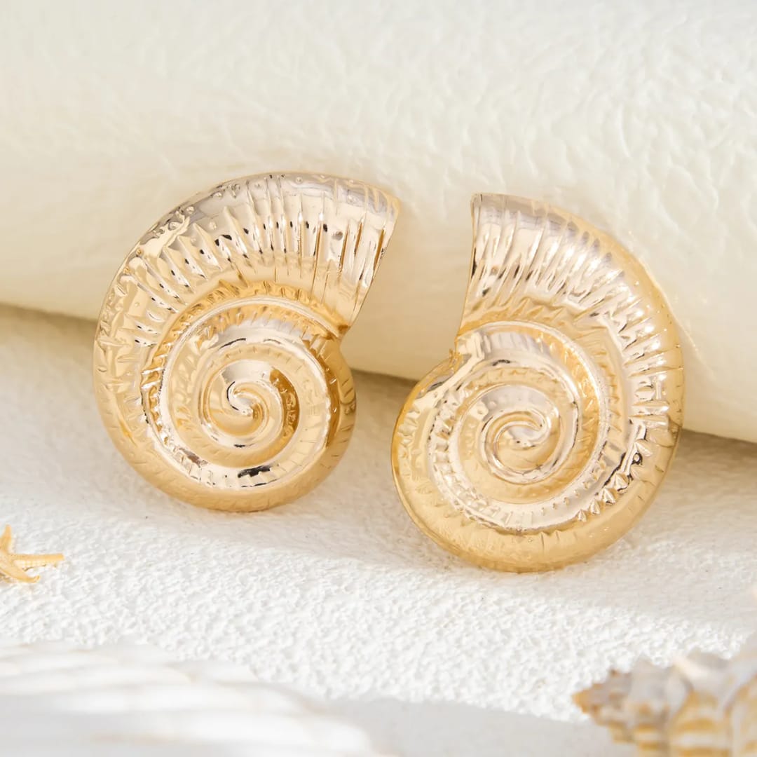 Yu Fashions Golden Ocean SeaShell Marine Beach Large Textured  Snail Geometric Korean Statement Earring
