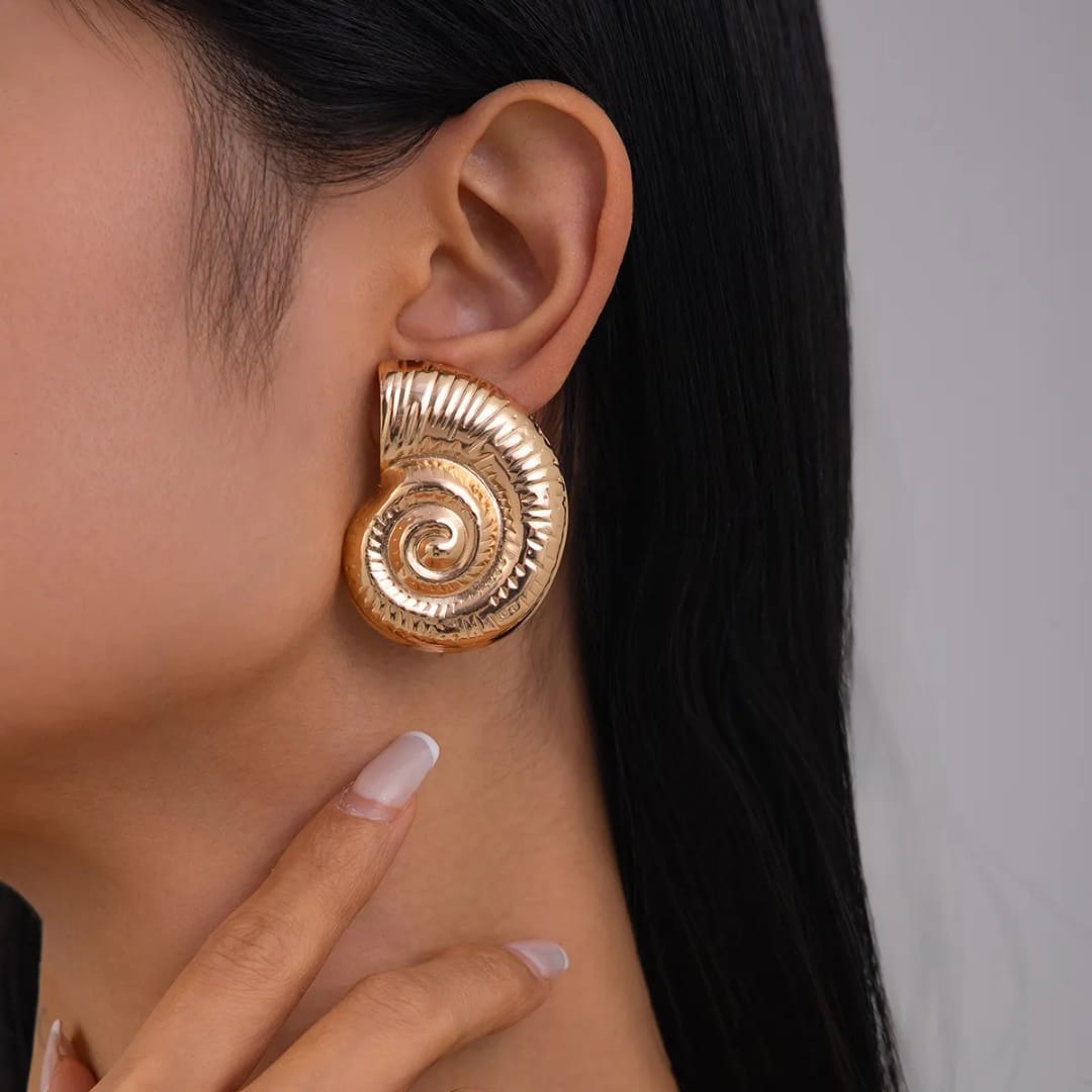 Yu Fashions Golden Ocean SeaShell Marine Beach Large Textured  Snail Geometric Korean Statement Earring