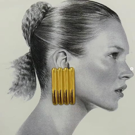 Yu Fashions Vertical Striped High Fashion Anti Tarnish Korean Earrings