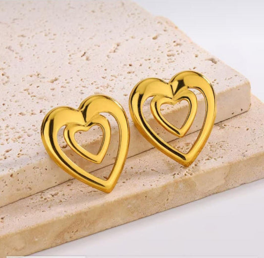 Yu Fashions Heart Shaped Anti Tarnish Geometrical High Fashion Korean Earrings