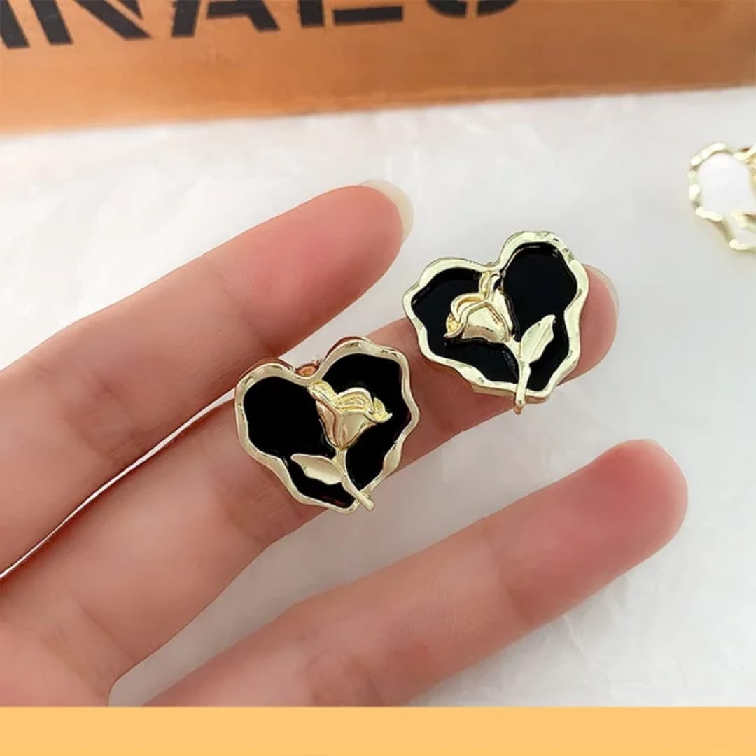 Yu Fashions Black Heart Rose Flower Enemalled High Fashion Korean earrings