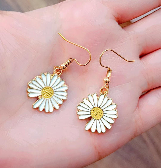 Yu Fashions Summer Sunflower Floral Cute Korean Earrings Pair