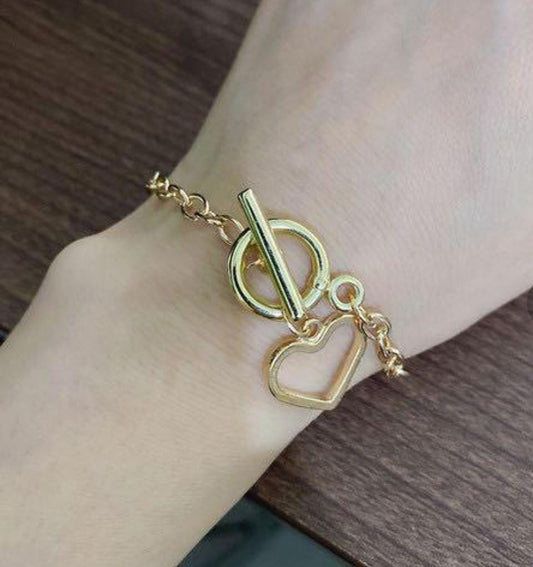 Yu Fashions Heart Toggle Korean Bracelet