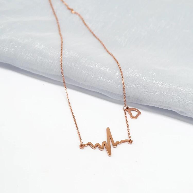 Yu Fashions Heartbeat with Cute Heart Minimal Pendent Necklace Chain
