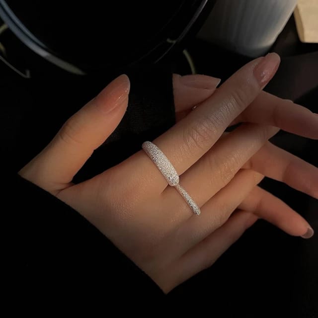 Yu Fashions Shimmer Korean High Fashion Korean Ring Set of 2