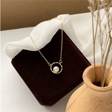 Yu Fashions Circle Cute Pearl Pendent Necklace Chain