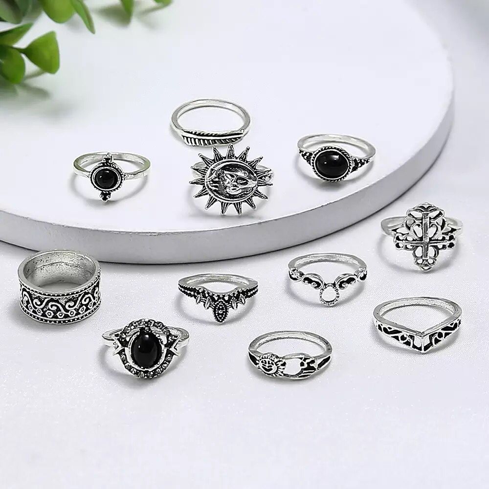 Yu Fashions Sunflower Black Beads Bohemian Silver Ring Set of 11