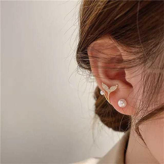 Yu Fashions Fish Tail Pearl  Stud Korean Earrings Pair